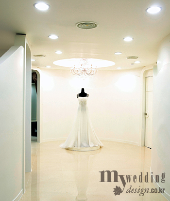 MYWEDDING 감각적인 웨딩드레스를 만나다 김선하 웨딩